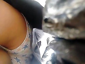 teen uspkirt escalator