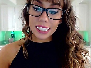 Amateur girlfriend blowjob, handjob and fuck at home