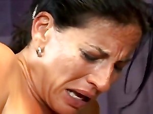 Mutter geht ab wie Sau